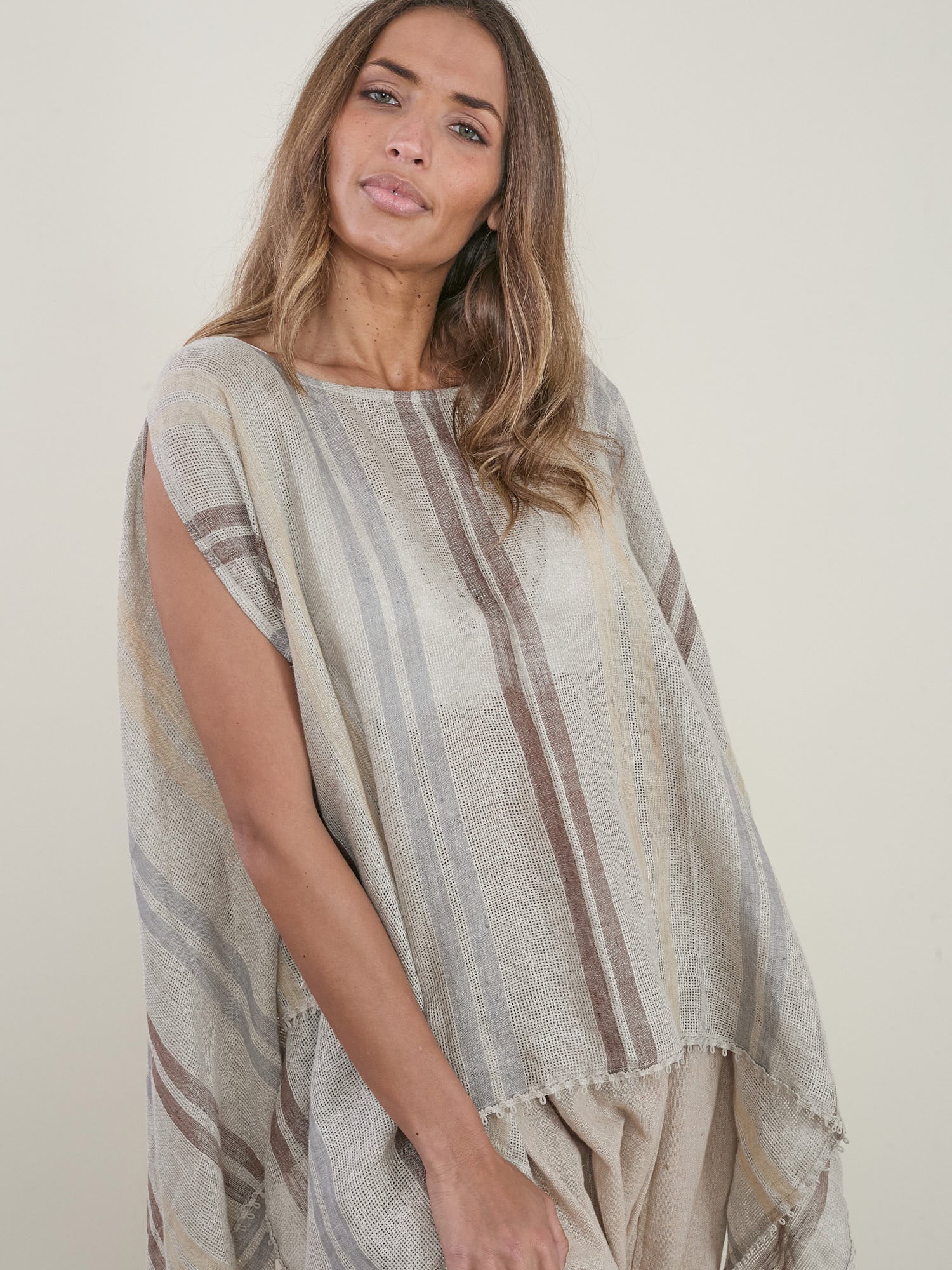 Lotus Poncho Toste Print