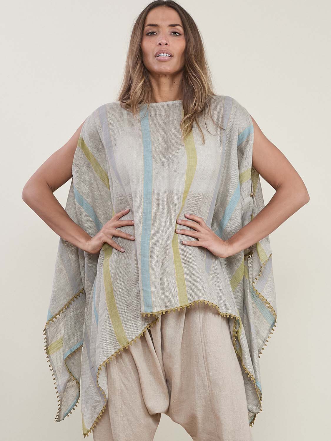 Lotus Poncho Toste Print